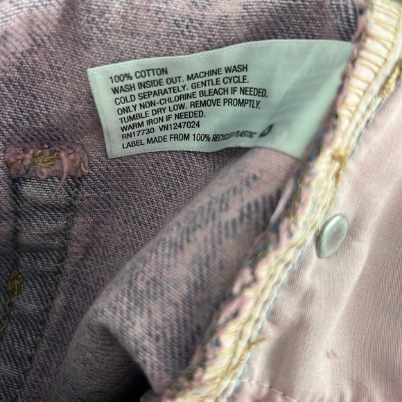 Wild Fable Women's High-Rise Bermuda Jean‎ Shorts Pink Acid Wash Size 6 - Picture 7 of 7